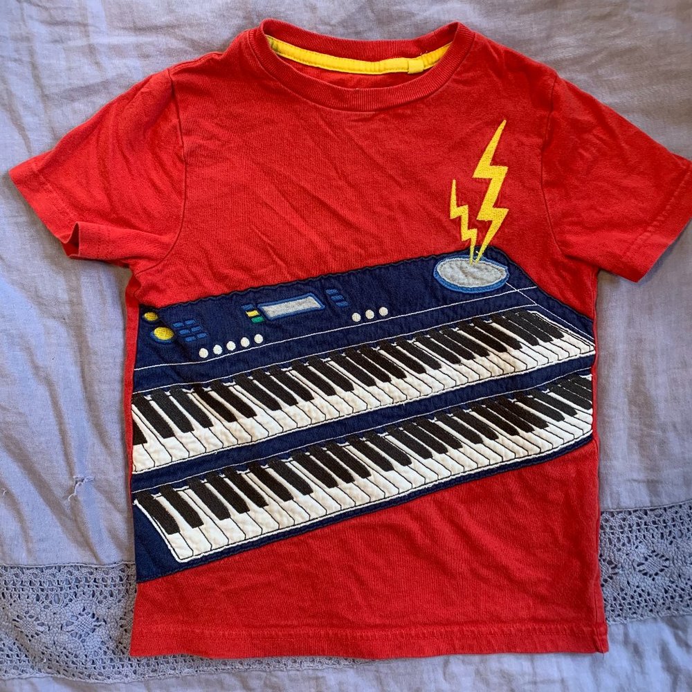 Mini Boden Applique T-Shirt Sz 5-6